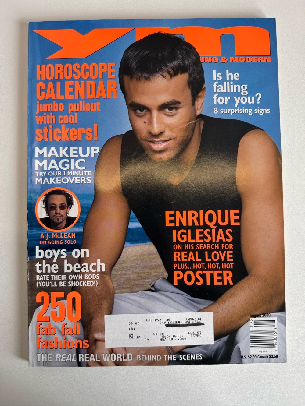 YM Magazine August 2000 Enrique Iglesias